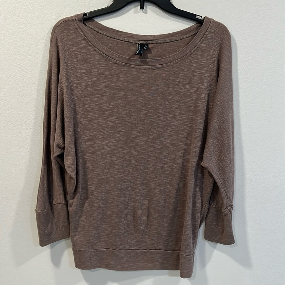 Cynthia Rowley Brown Top Size Medium 3/4 Sleeves EUC